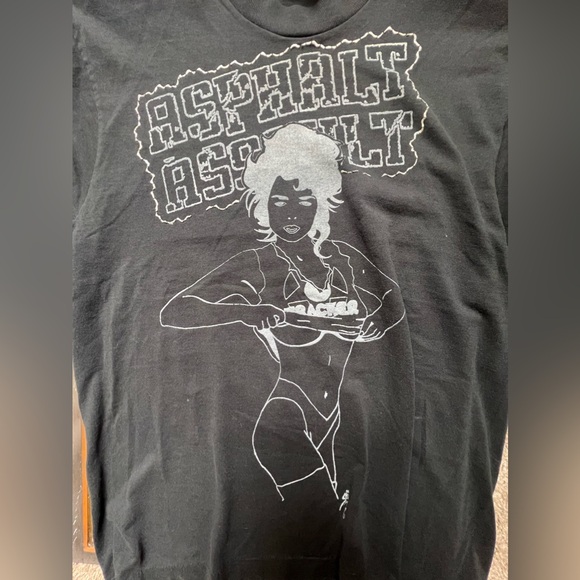 LEGENDARY Vintage Asphalt Assault Tee - Picture 3 of 5